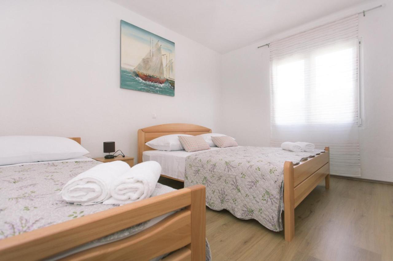 Apartman Paula 2 Apartment Vinisce ภายนอก รูปภาพ
