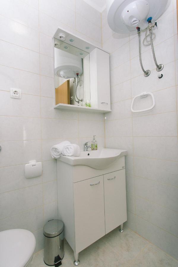 Apartman Paula 2 Apartment Vinisce ภายนอก รูปภาพ