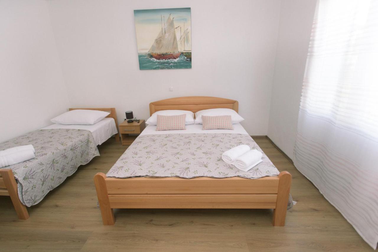 Apartman Paula 2 Apartment Vinisce ภายนอก รูปภาพ